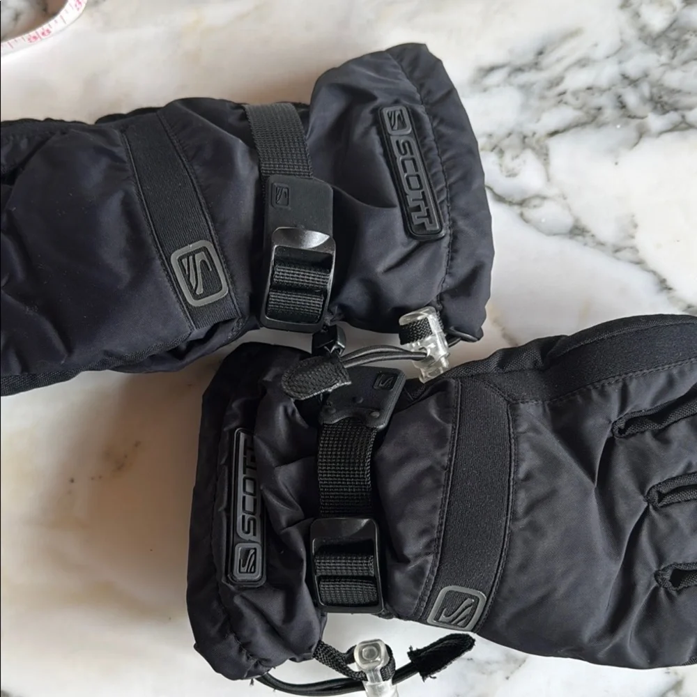 Scott Black Insulated Gloves with Adjustable Strap Women’s Medium - Picture 12 of 12